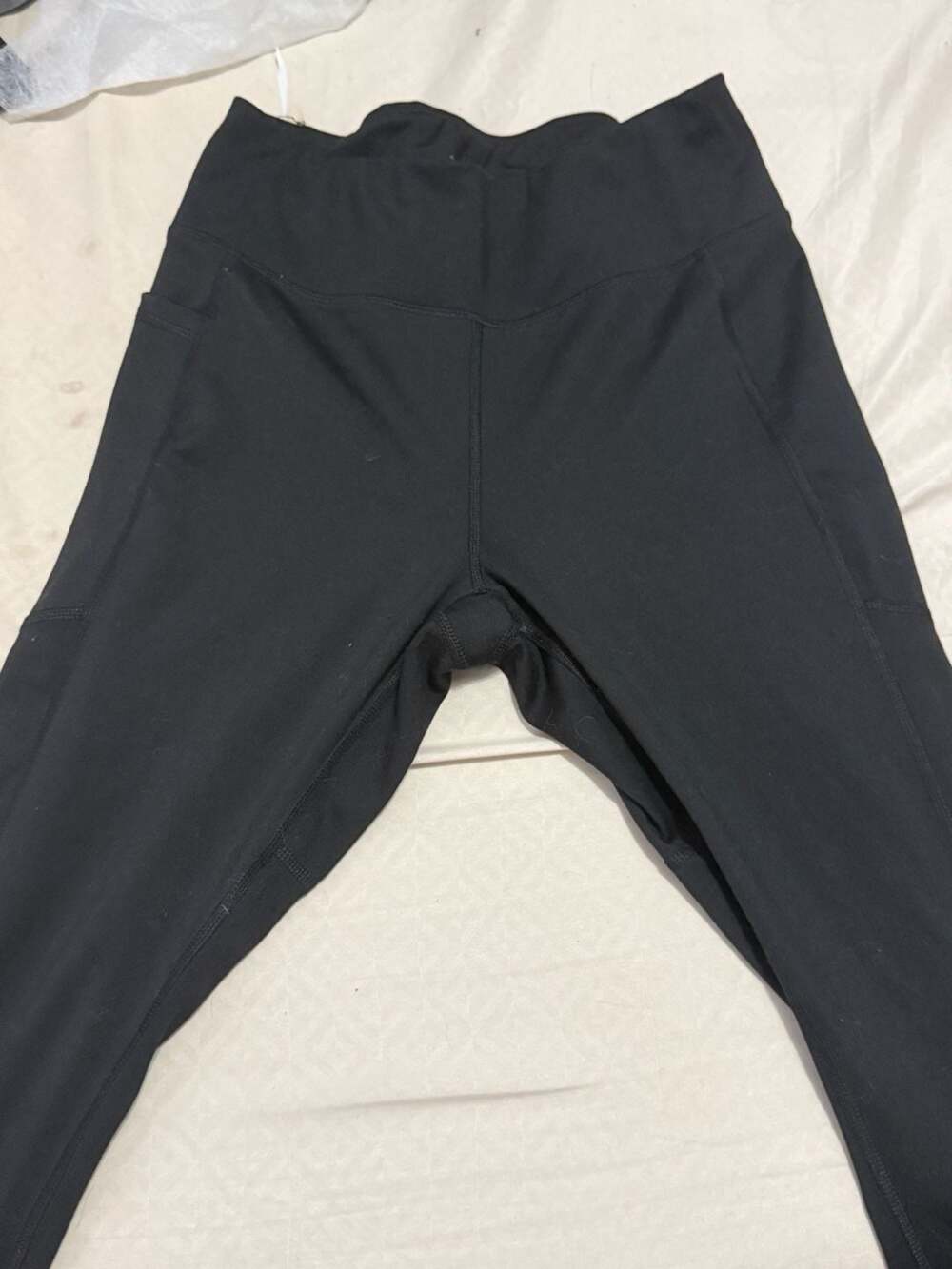 Juicy Couture Black High Waist Athletic Leggings with Side Pockets Size M